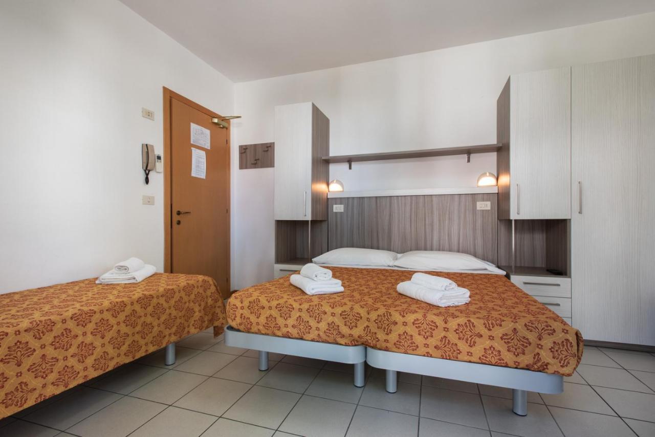 La Plata Hotel - Con Piscina ريتشوني المظهر الخارجي الصورة